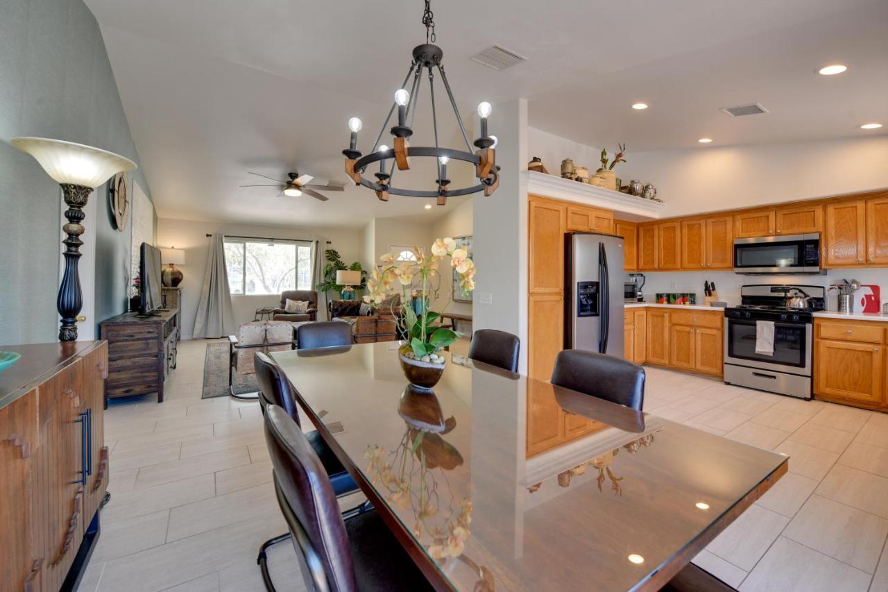 Updated Abode 22 Mi To Joshua Tree National Park! 모롱고 밸리 외부 사진